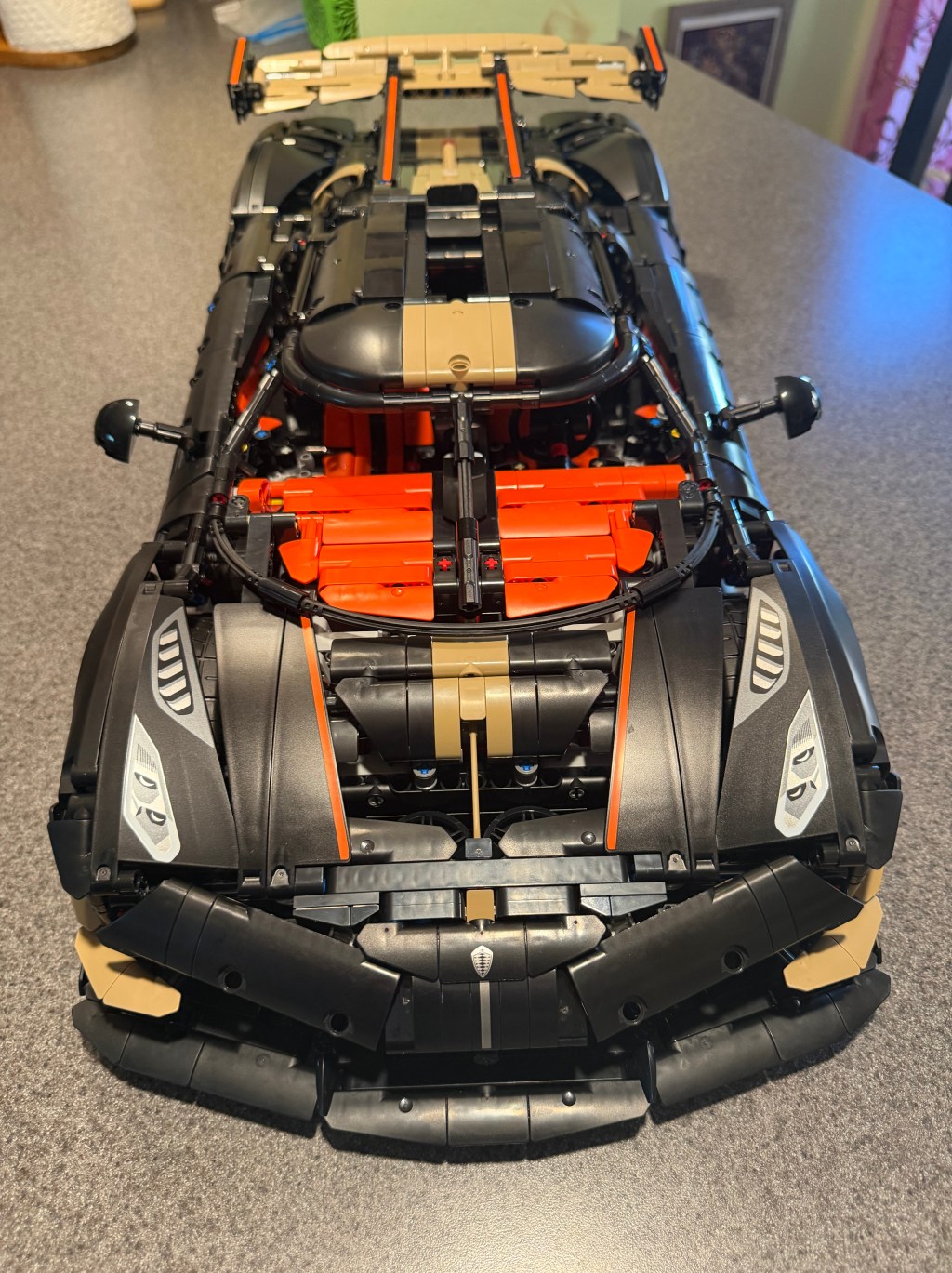 A picture looking down from the front angle of the LEGO® Technic Koenigsegg Sadir's Spear model.